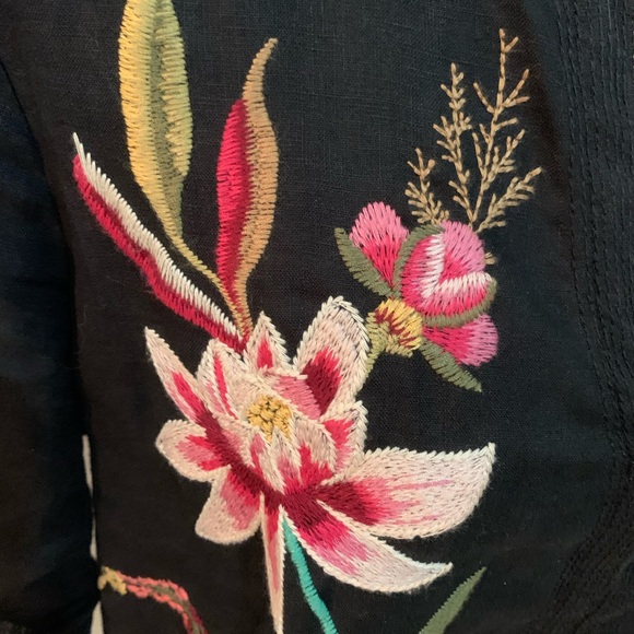 Johnny Was Maisie Embroidered Linen Blouse M - Picture 12 of 12